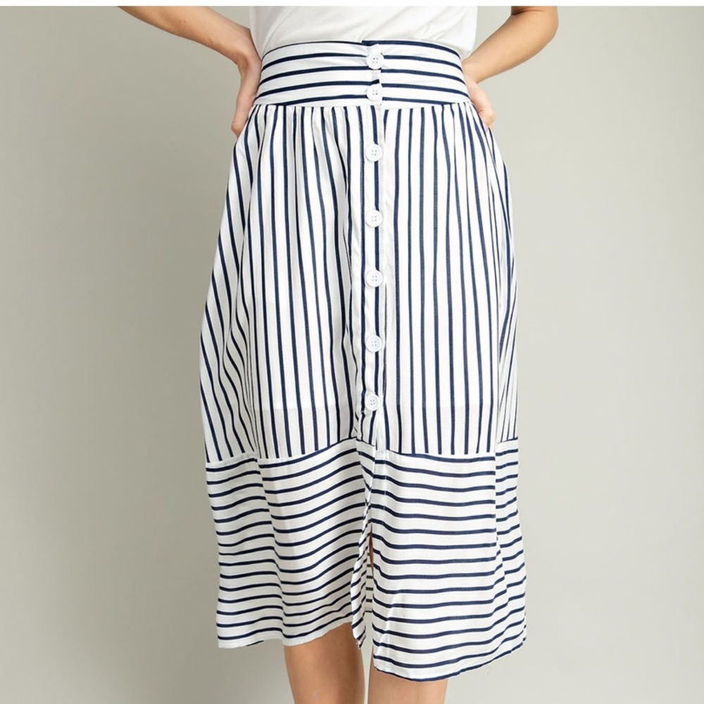 Womens below the knee white striped skirt
